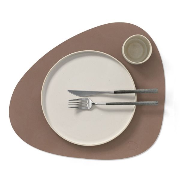 LIND DNA - Dinner Mat Curve - Placemat 37x44 cm Nupo Truffle