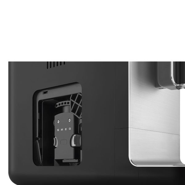 SMEG - Koffieapparaten - BCC11BLMEU Espressomachine volautomaat Zwart