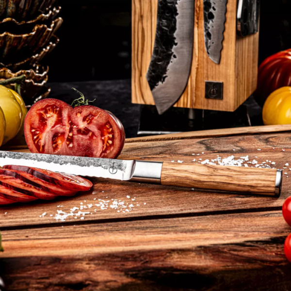 FORGED - Olive Forged - Universeel mes gekarteld Olijfhout