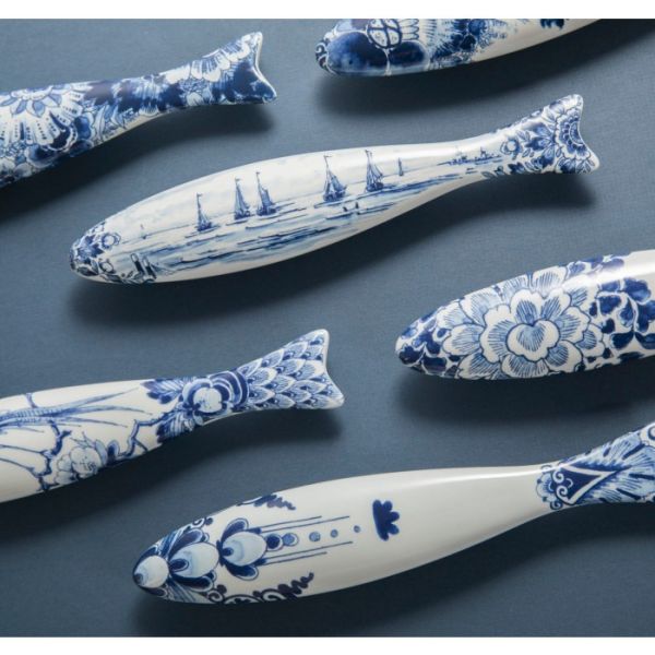 ROYAL DELFT - Blue Herring - Haring Flower Scales