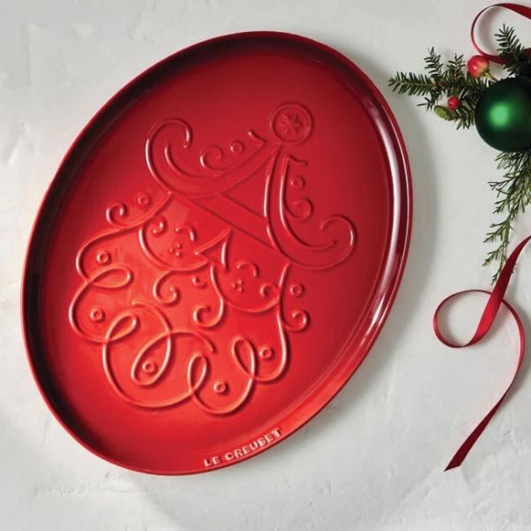 LE CREUSET - Santa's Specials - Serveerschaal relief Kerstman 35cm rood
