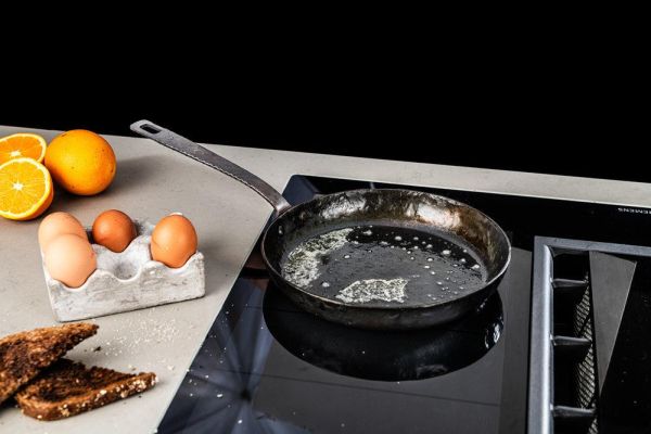 FORGED - Essentials - Koekenpan 24cm Carbon