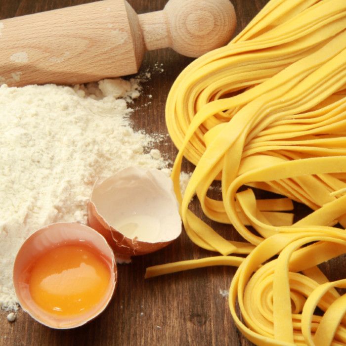 pasta_maken-high-quality_1